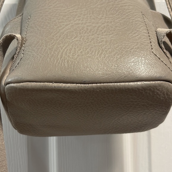 Matt & Nat vegan leather mini gray beige backpack - Picture 5 of 16